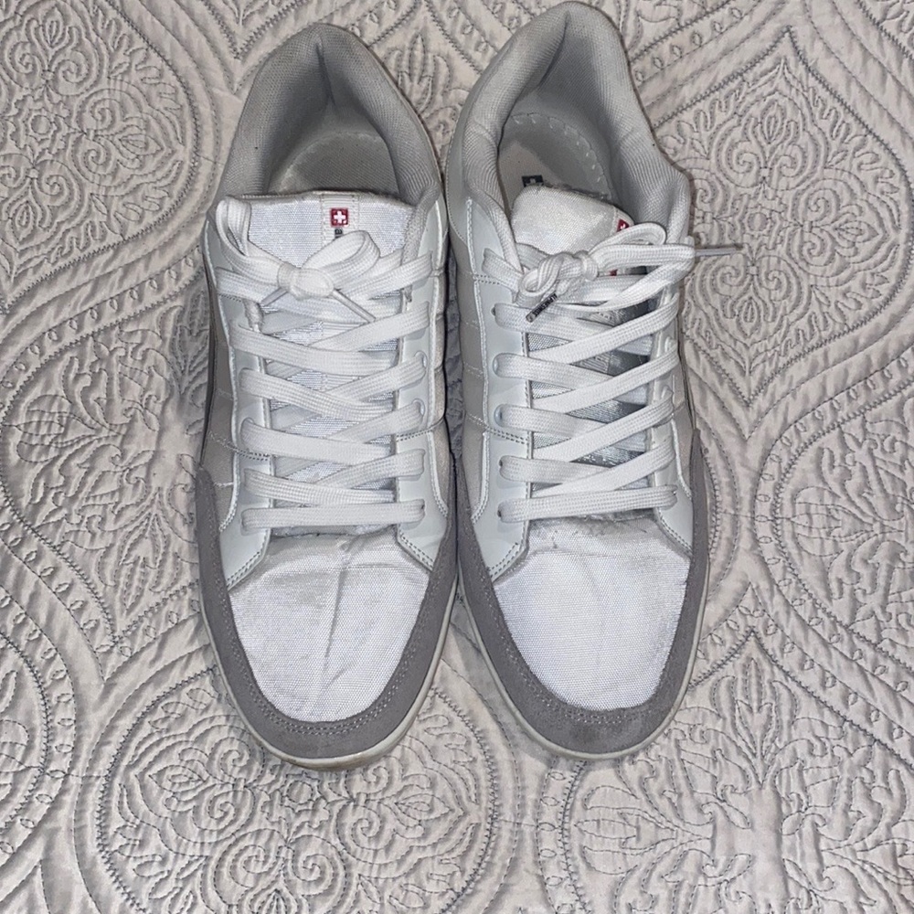 Mens sneakers